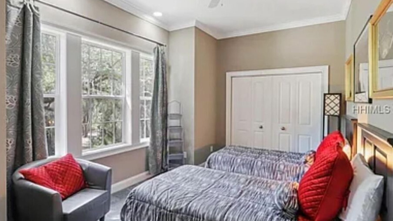 Photo of Bedroom in Palmetto Dunes