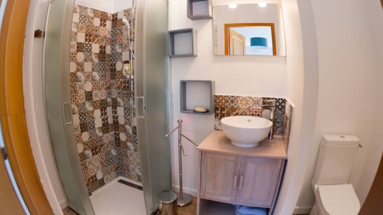 Photo of Bathroom in Talmont-Saint-Hilaire