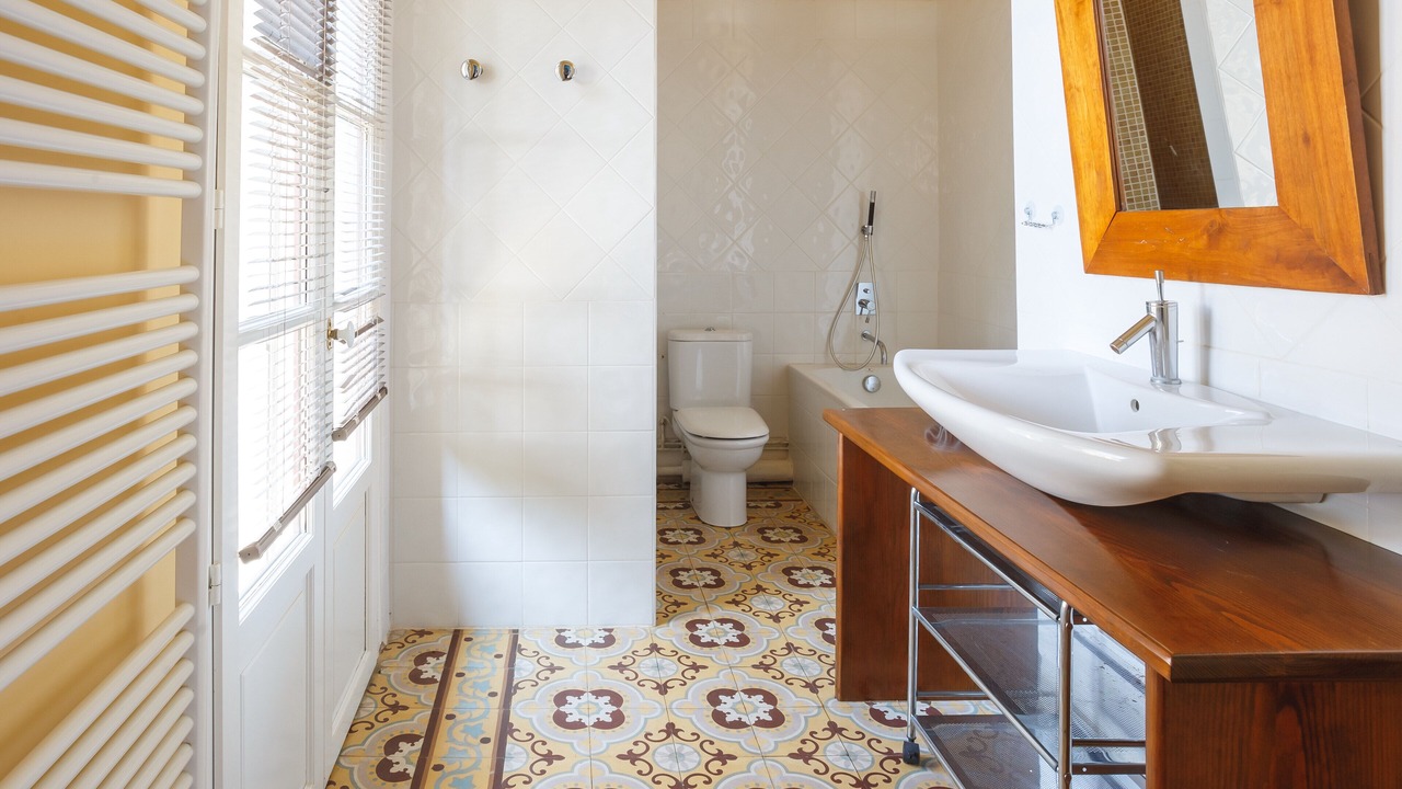 Photo of Bathroom in Capestang