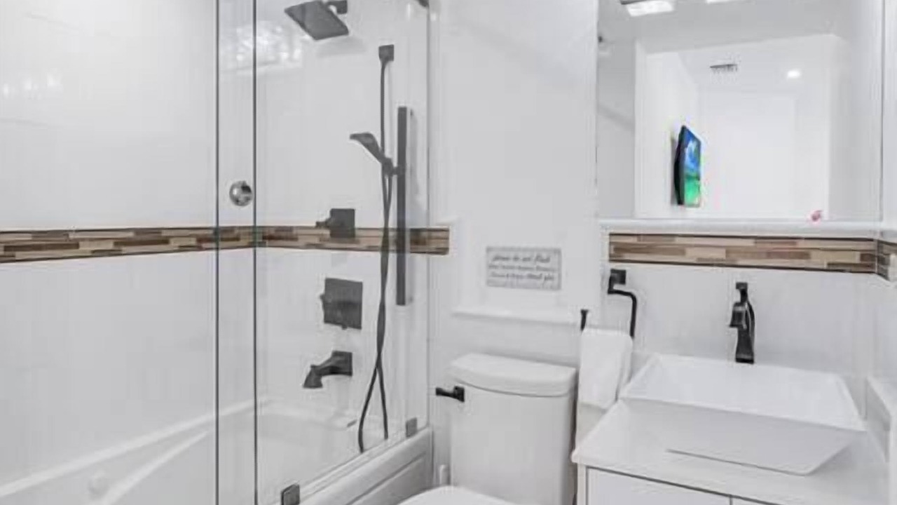 Photo of Bathroom in Flagami