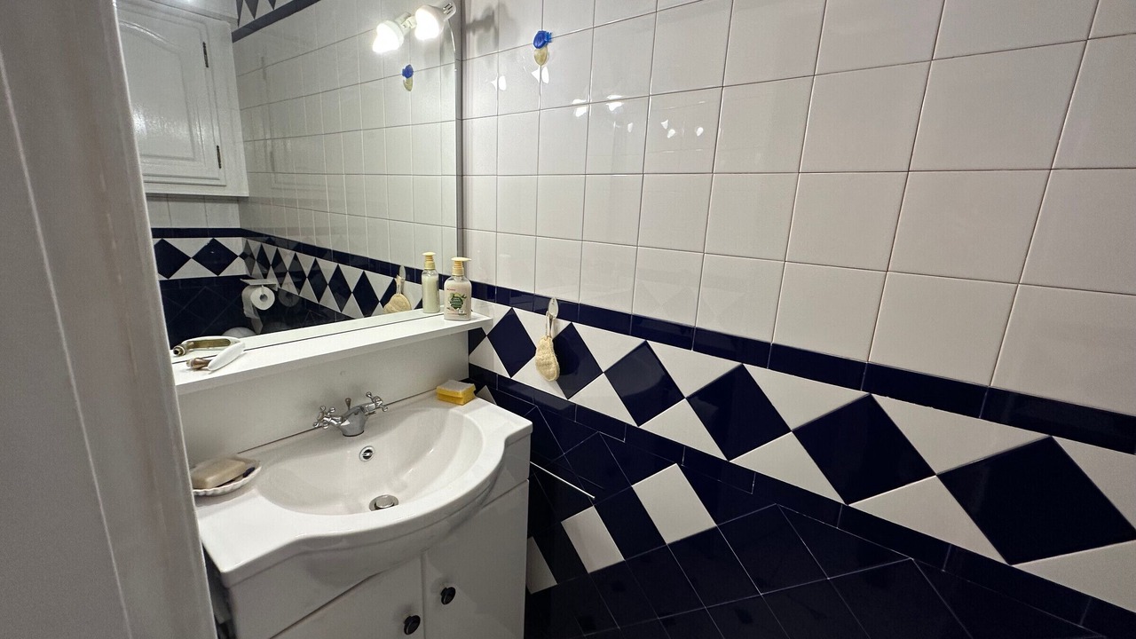 Photo of Bathroom in Port-Vendres