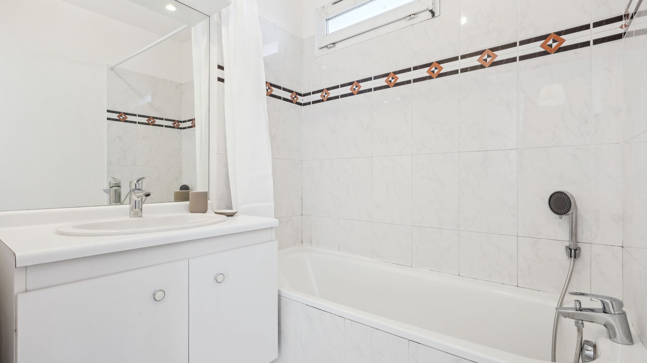 Photo of Bathroom in Saint-Denis