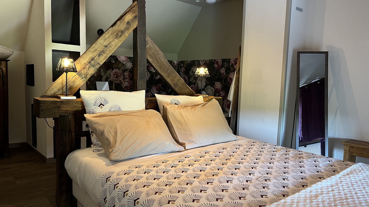 Photo of Bedroom in Saint-Etienne-en-Cogles