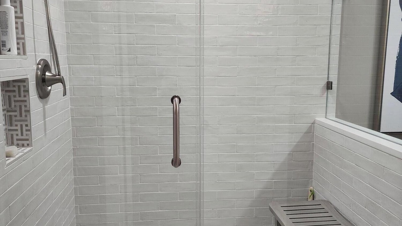 Photo of Bathroom in Hillister