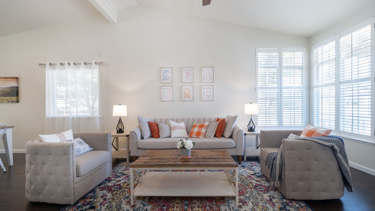 Photo of Livingroom in Windsor