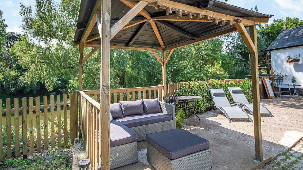 Photo of Others in Diglis