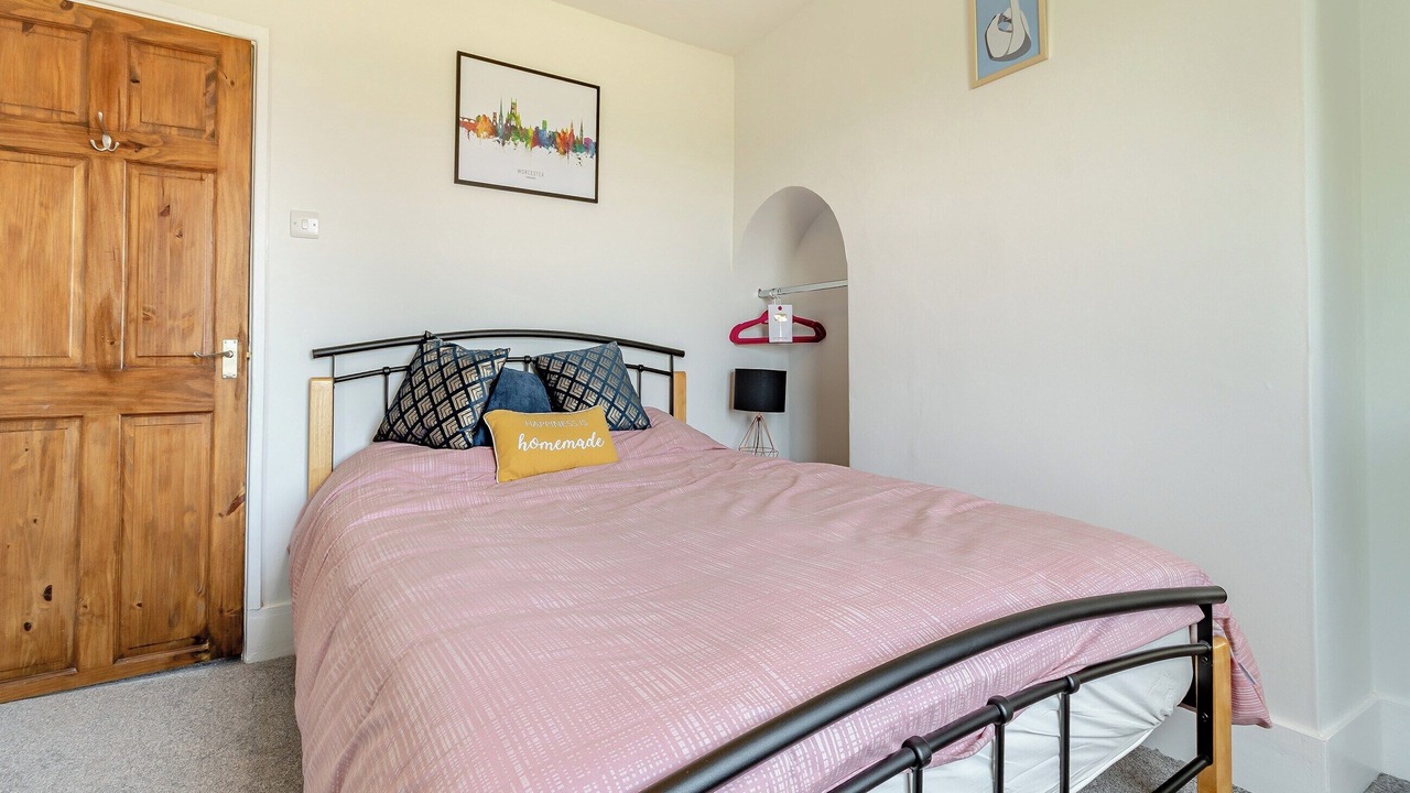 Photo of Others in Diglis