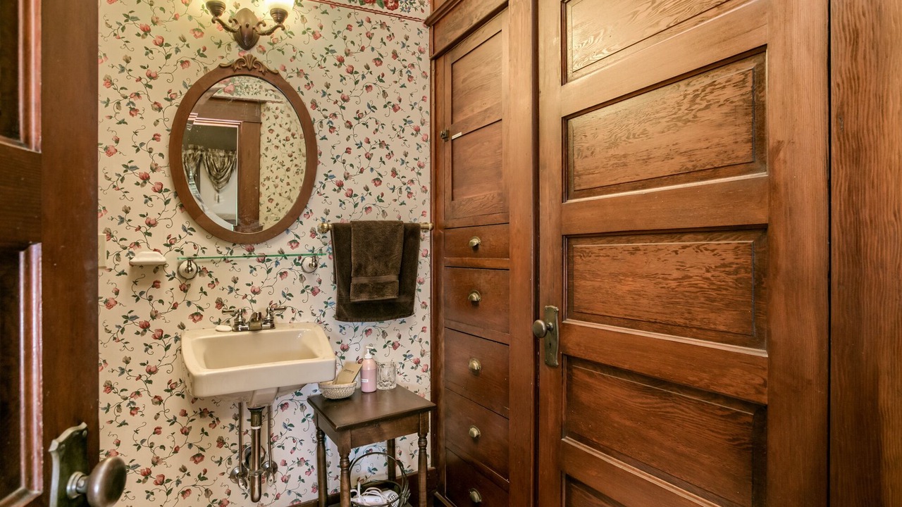 Photo of Bathroom in Ashland