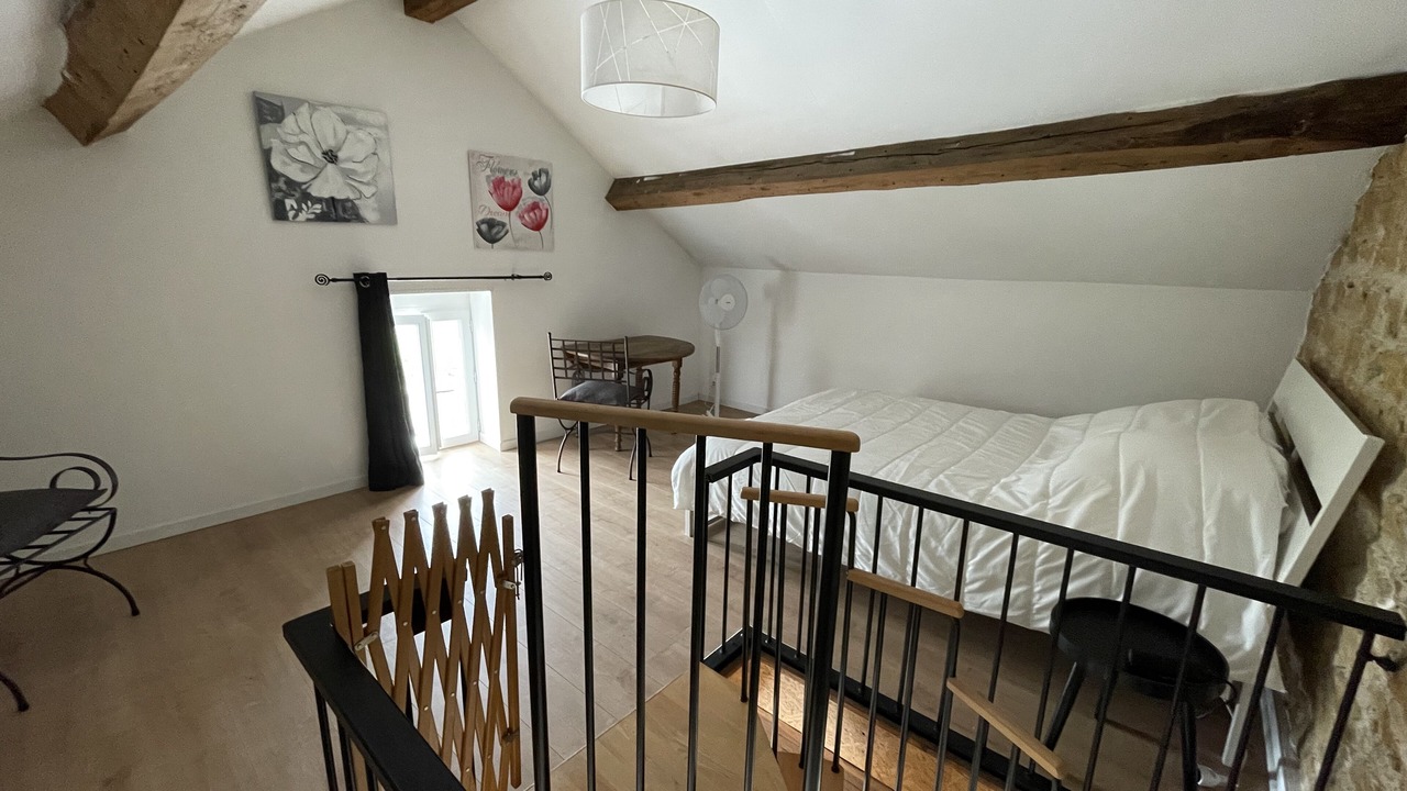 Photo of Bedroom in Artaix