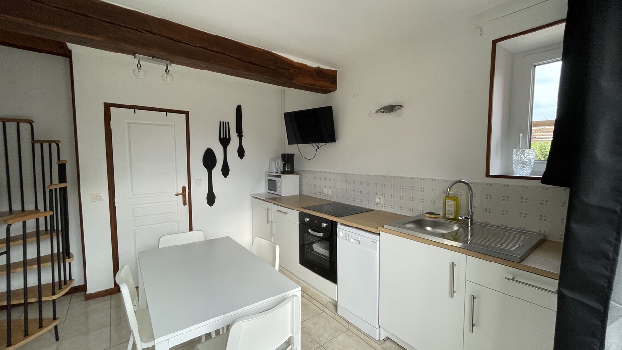 Photo of Kitchen in Artaix