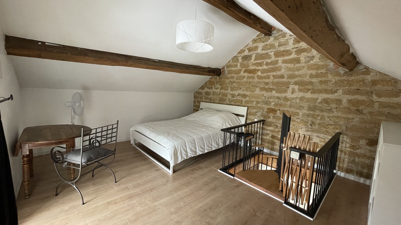 Photo of Bedroom in Artaix