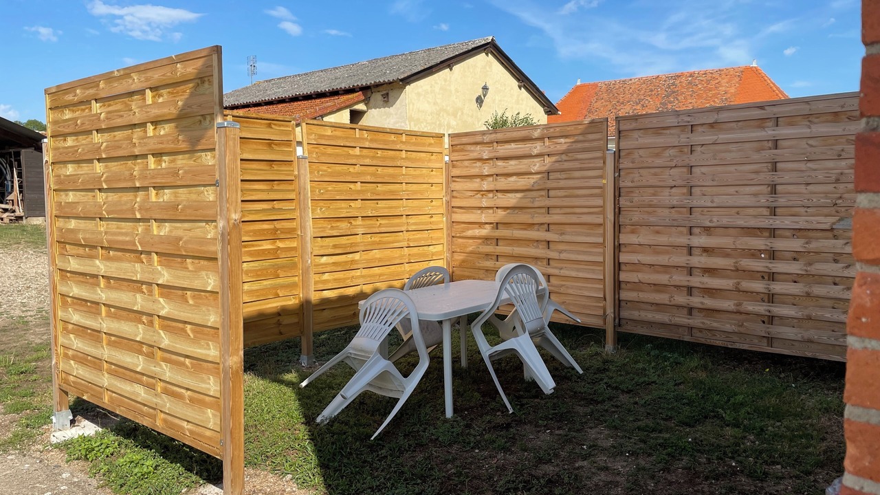 Photo of Outdoor in Artaix