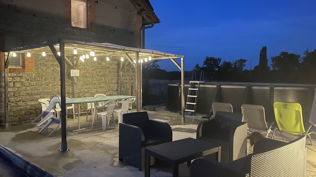 Photo of Patio Balcony in Artaix