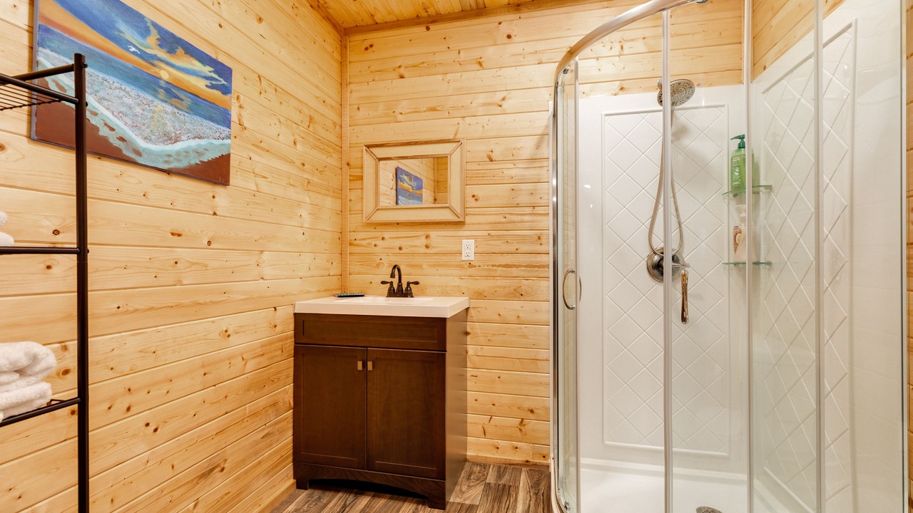 Photo of Bathroom in Cedar Lane