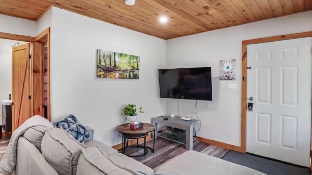 Photo of Livingroom in Brock