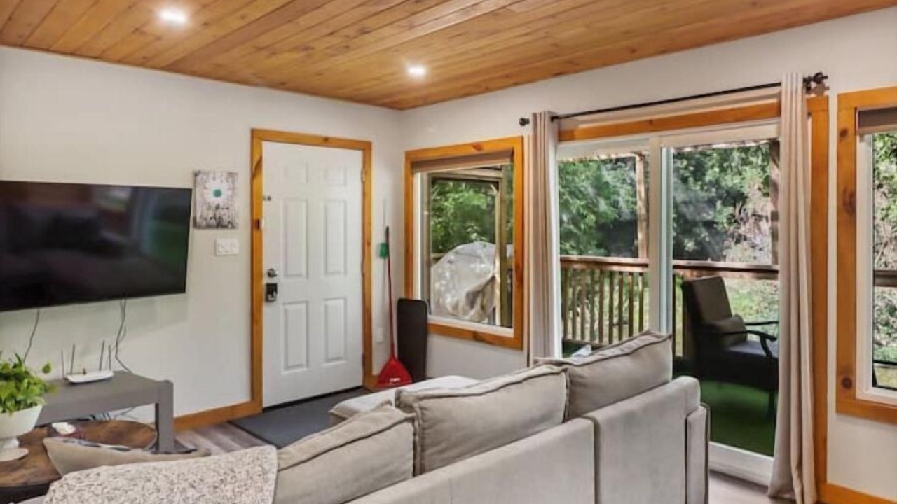 Photo of Livingroom in Brock