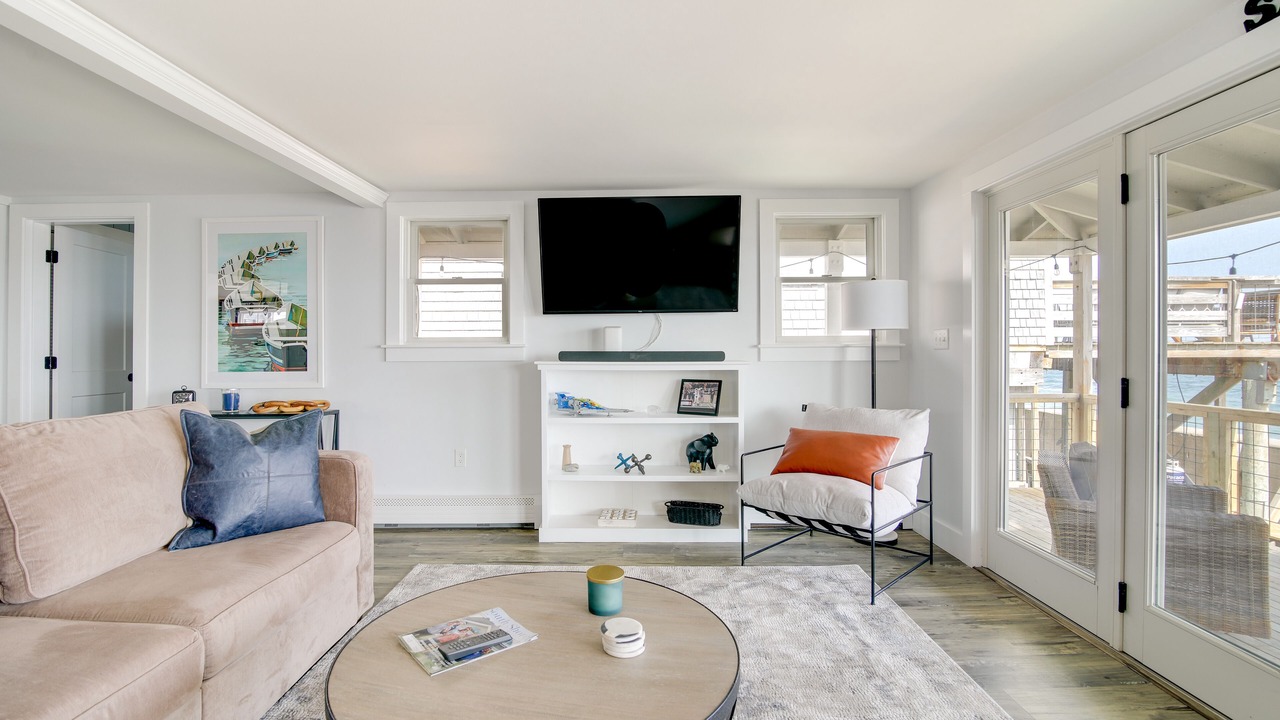 Photo of Livingroom in Scituate