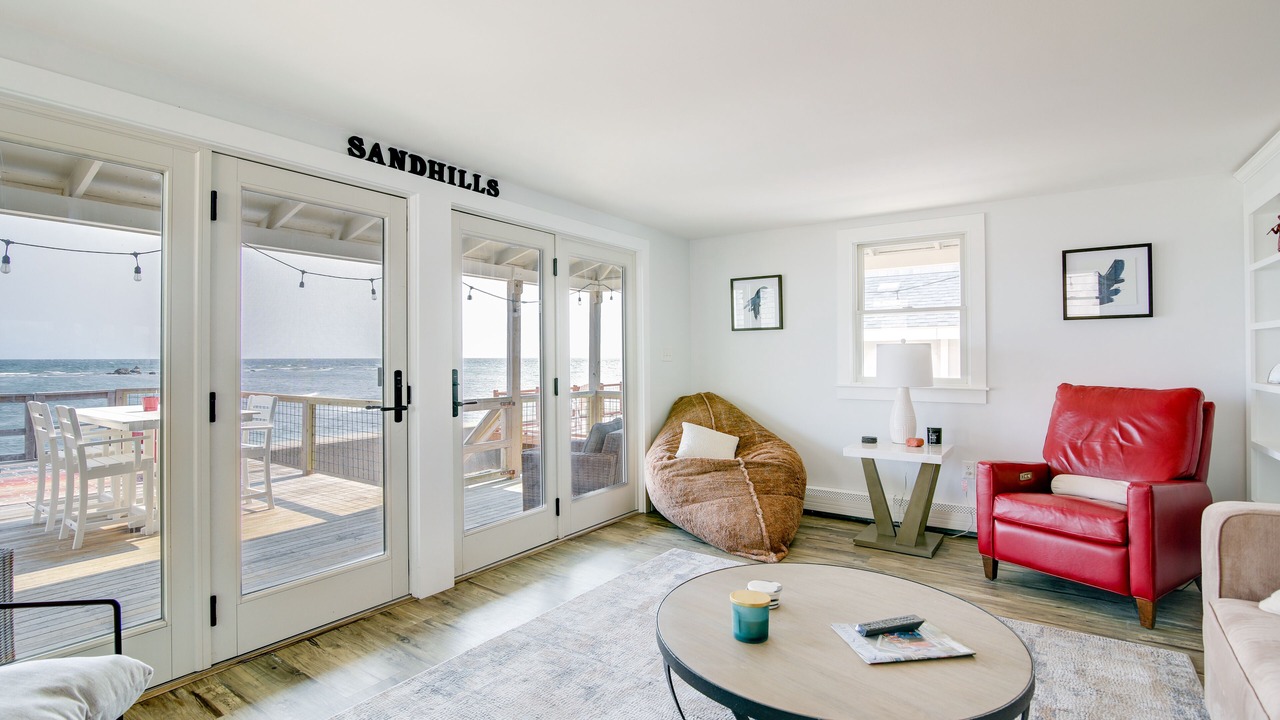 Photo of Livingroom in Scituate