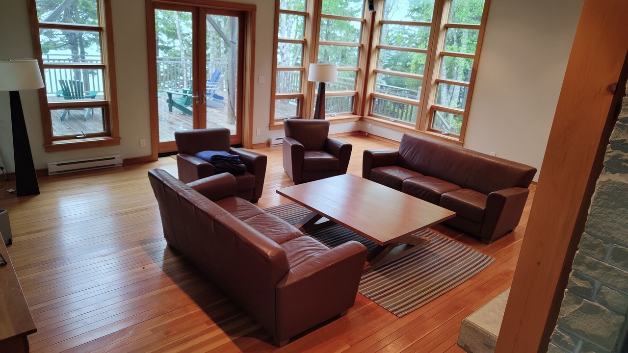 Photo of Livingroom in Amherst