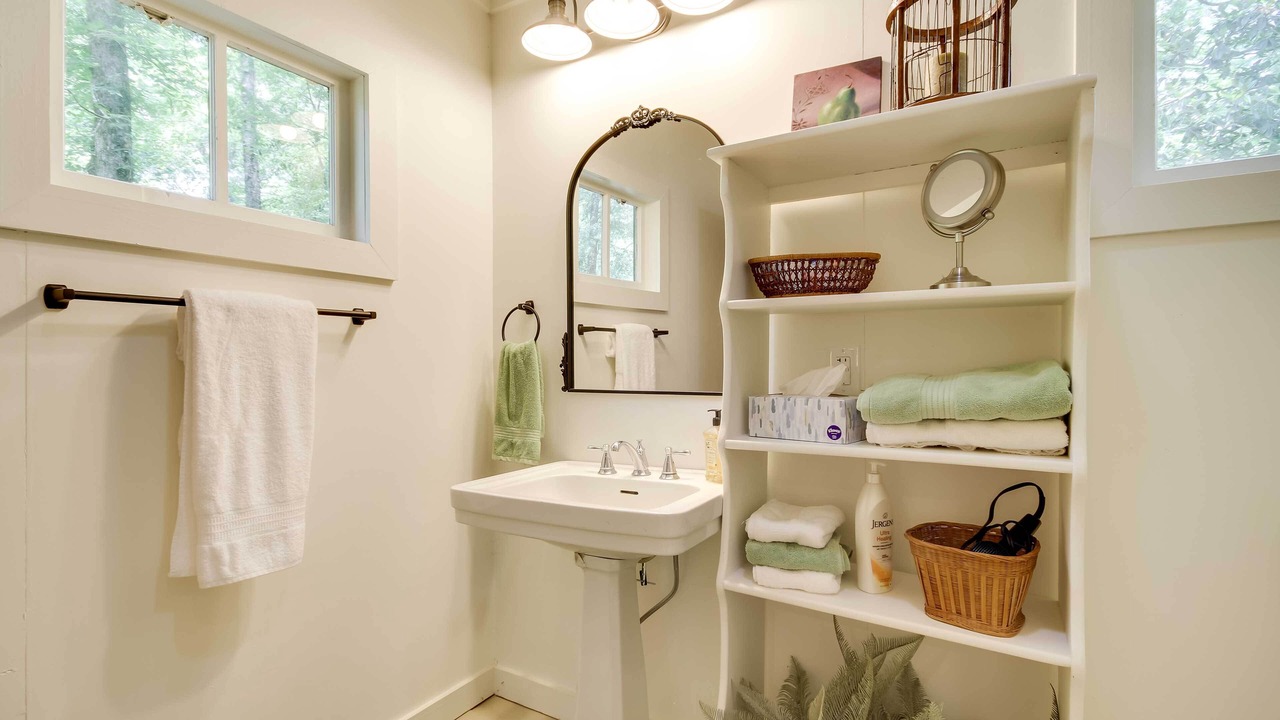 Photo of Bathroom in McComb