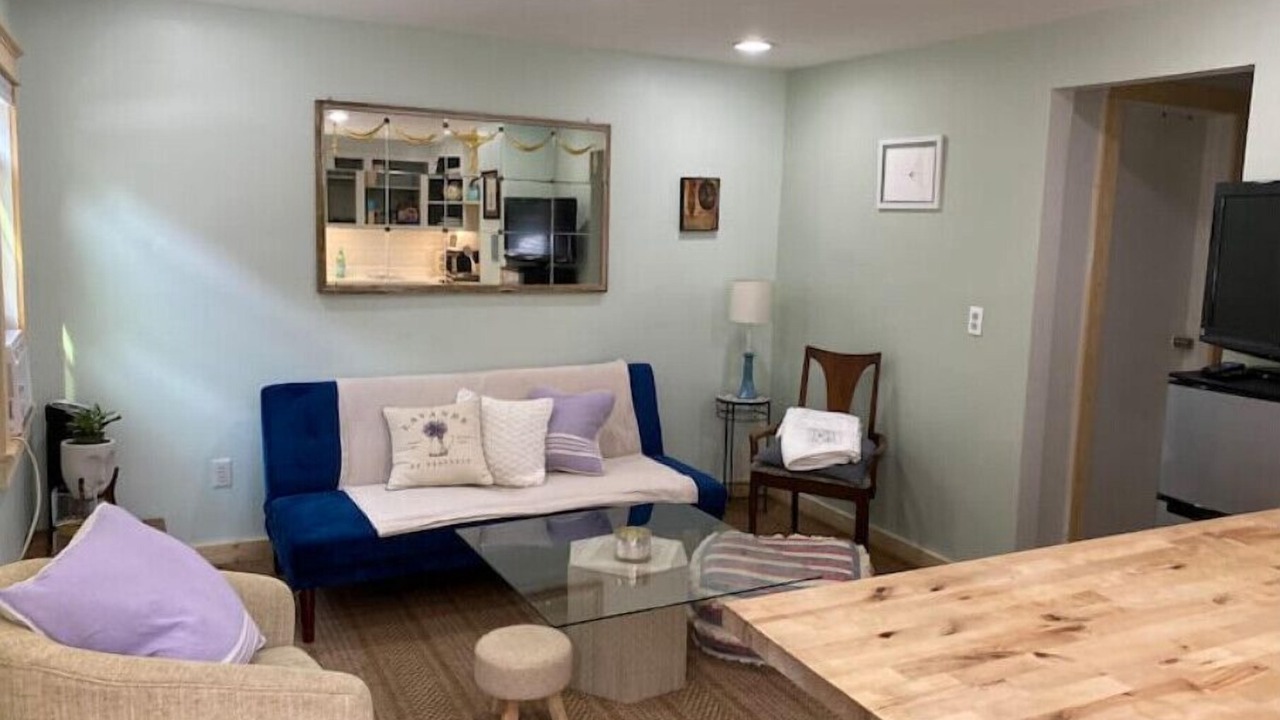 Photo of Livingroom in Kingston