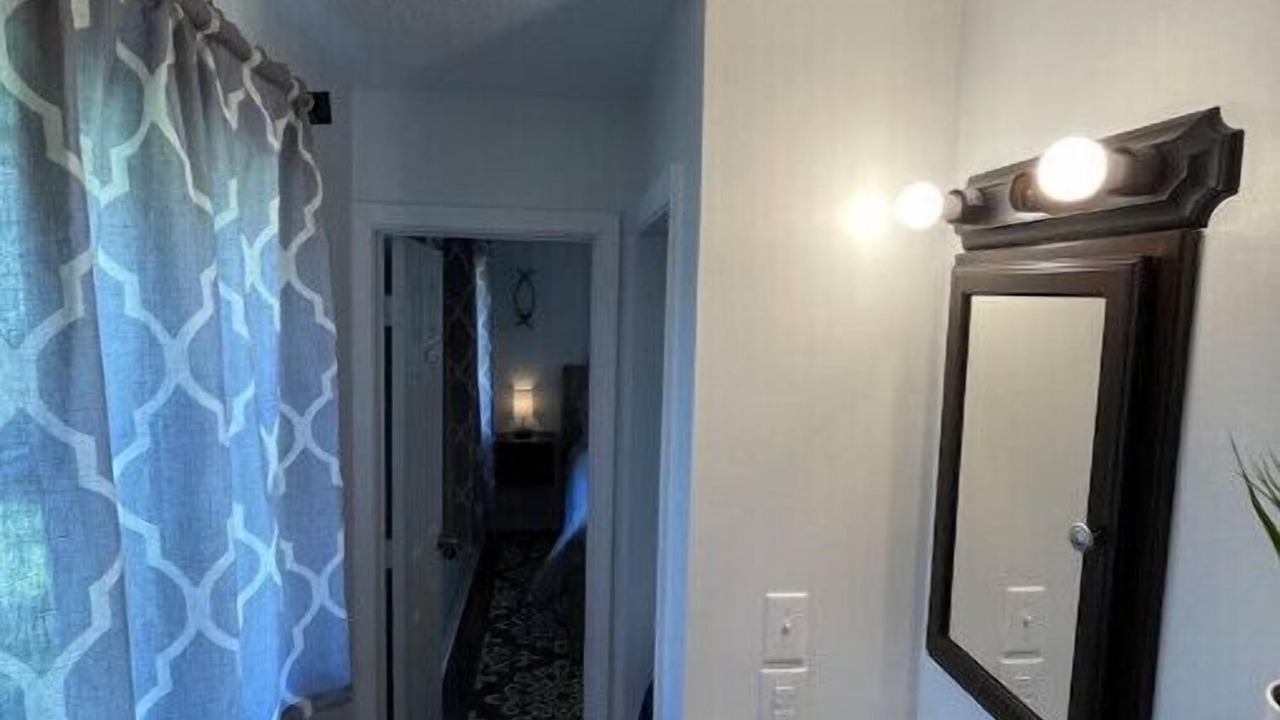 Photo of Bathroom in Tillmans Corner