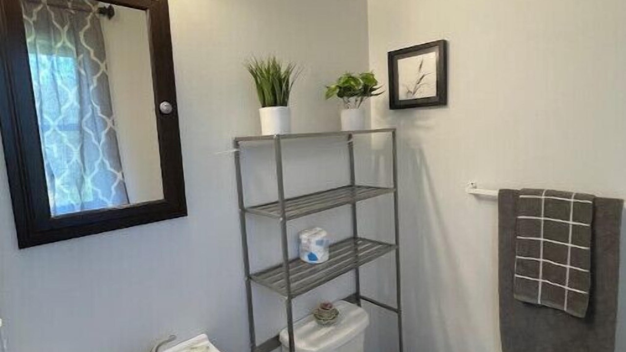 Photo of Bathroom in Tillmans Corner