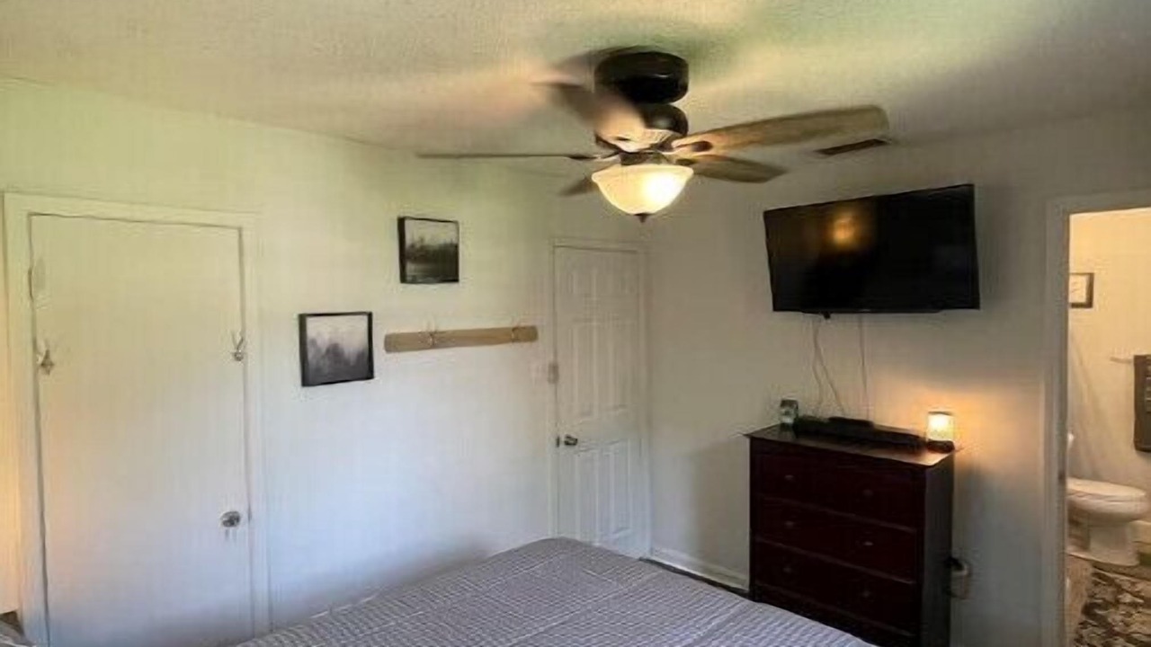 Photo of Bedroom in Tillmans Corner
