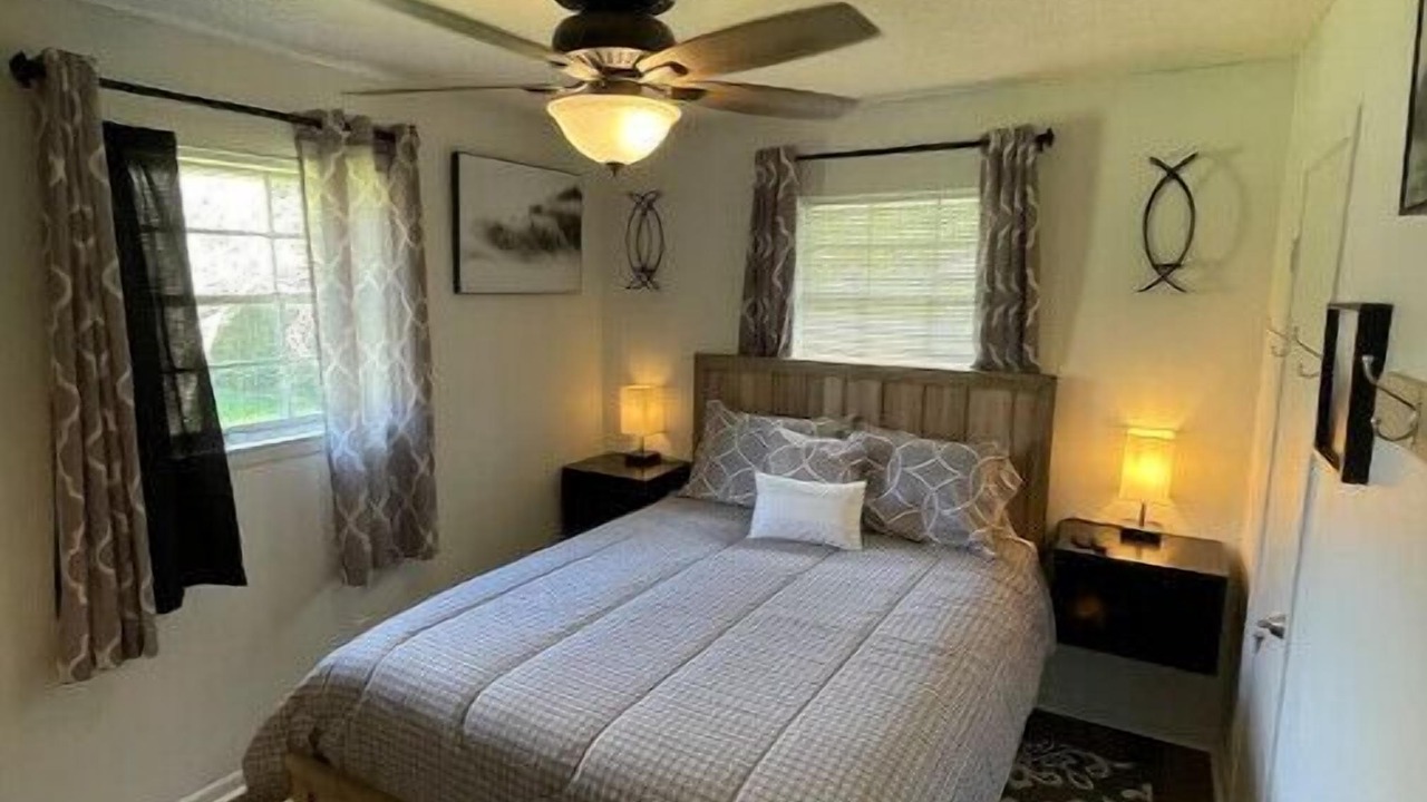 Photo of Bedroom in Tillmans Corner