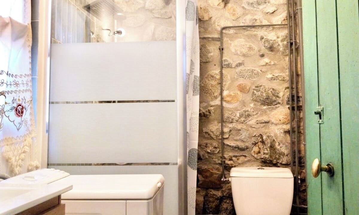 Photo of Bathroom in Aumessas