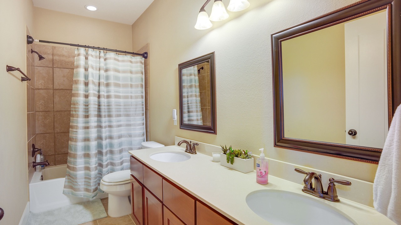 Photo of Bathroom in Onalaska