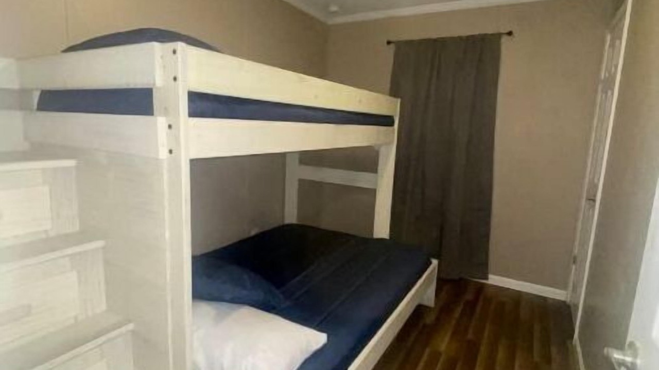 Photo of Bedroom in Sunshine