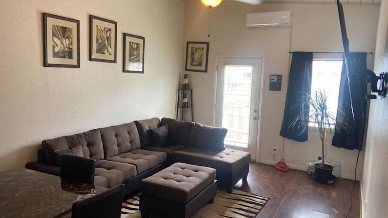 Photo of Livingroom in Wilbur Springs