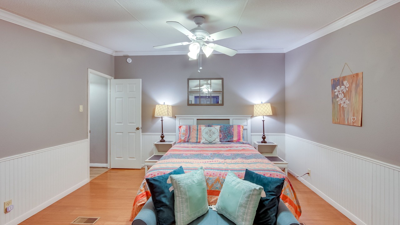 Photo of Bedroom in Enchanted Oaks