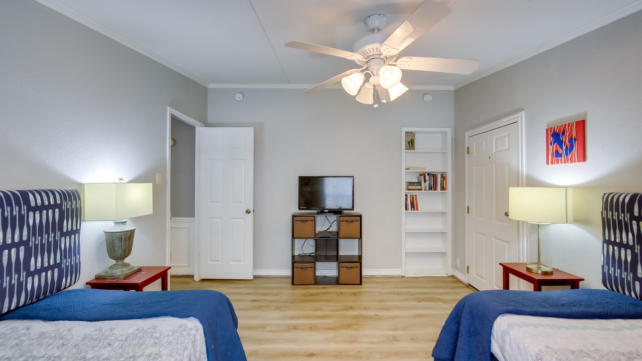 Photo of Bedroom in Enchanted Oaks