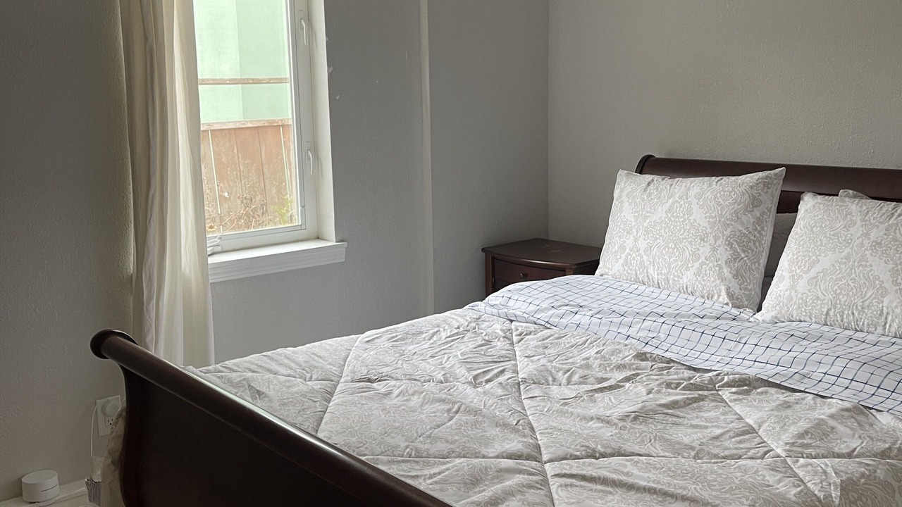 Photo of Bedroom in Albany