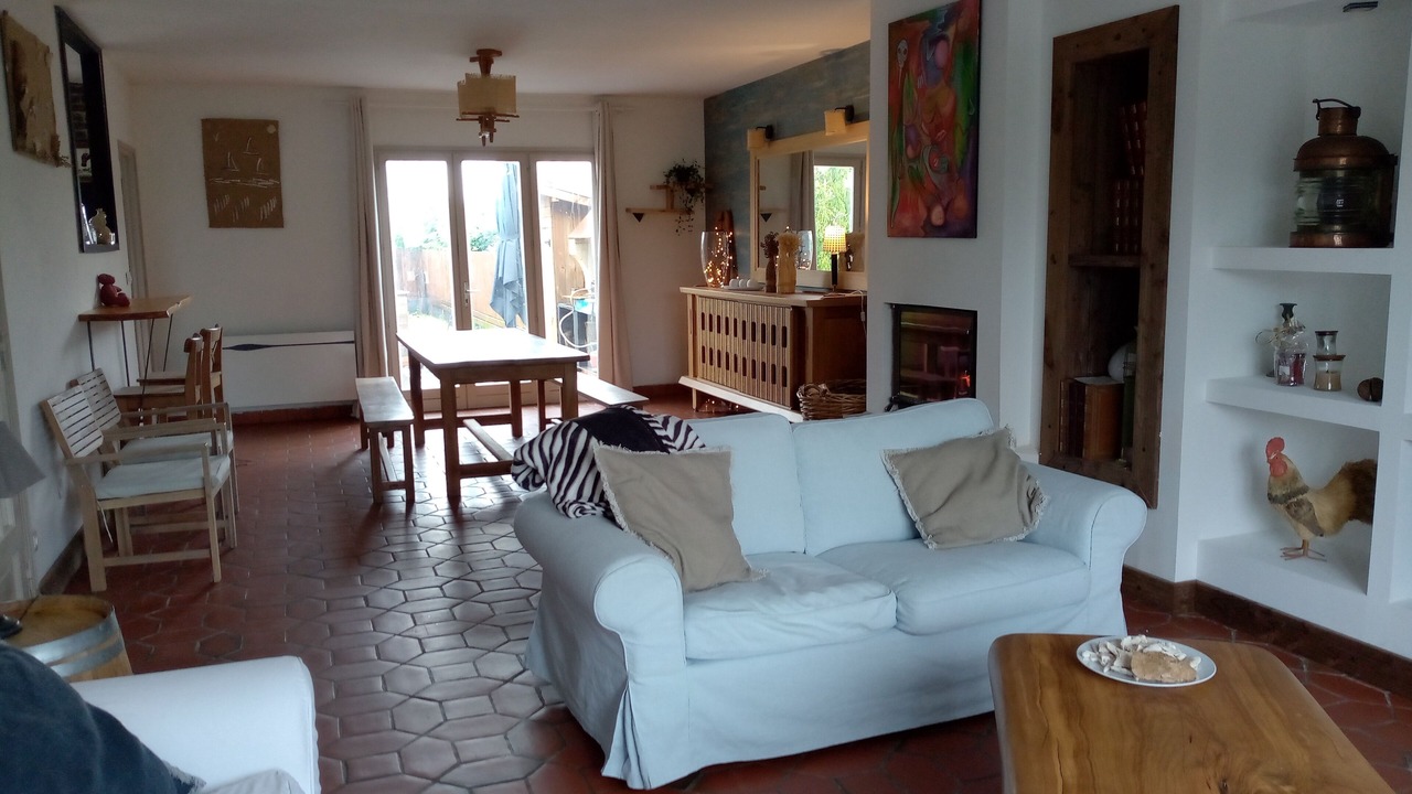 Photo of Livingroom in Les Hemmes de Marck