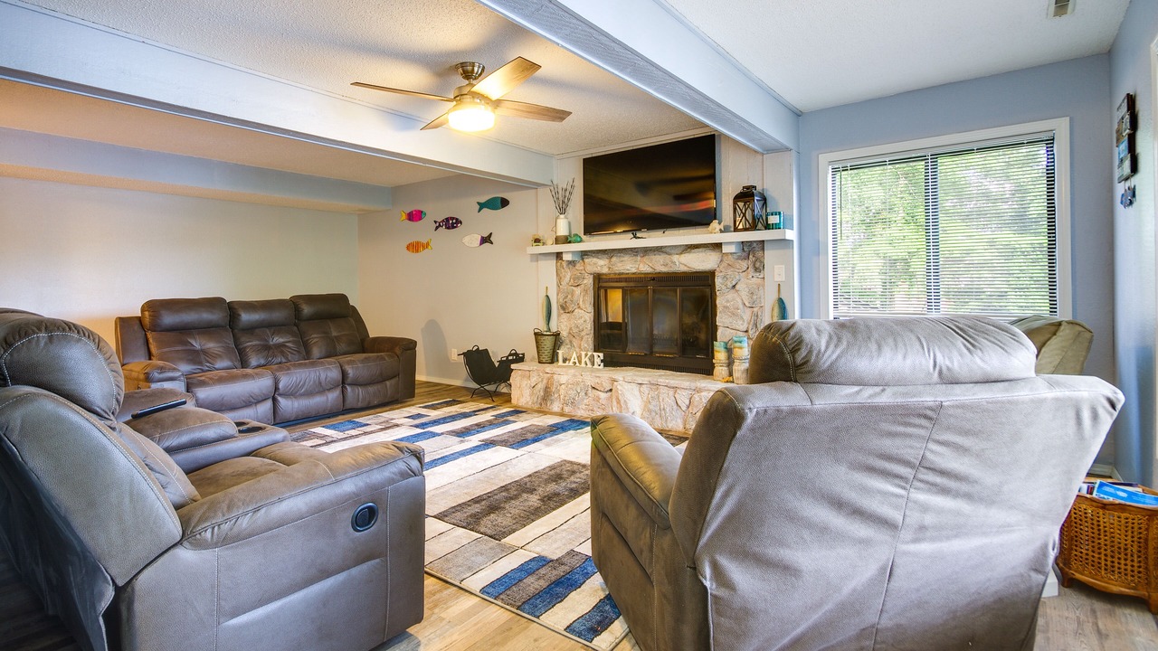 Photo of Bedroom in Sunrise Beach