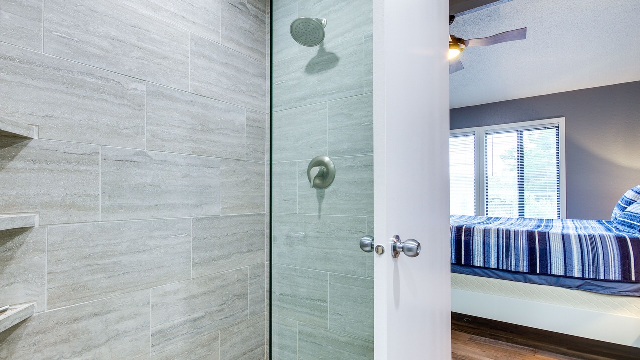 Photo of Bathroom in Sunrise Beach