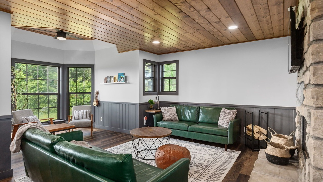 Photo of Livingroom in Farmington