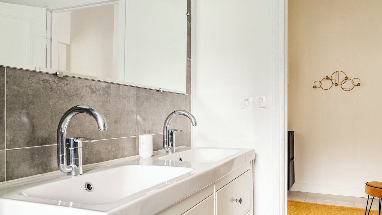 Photo of Bathroom in Ormoy-la-Riviere