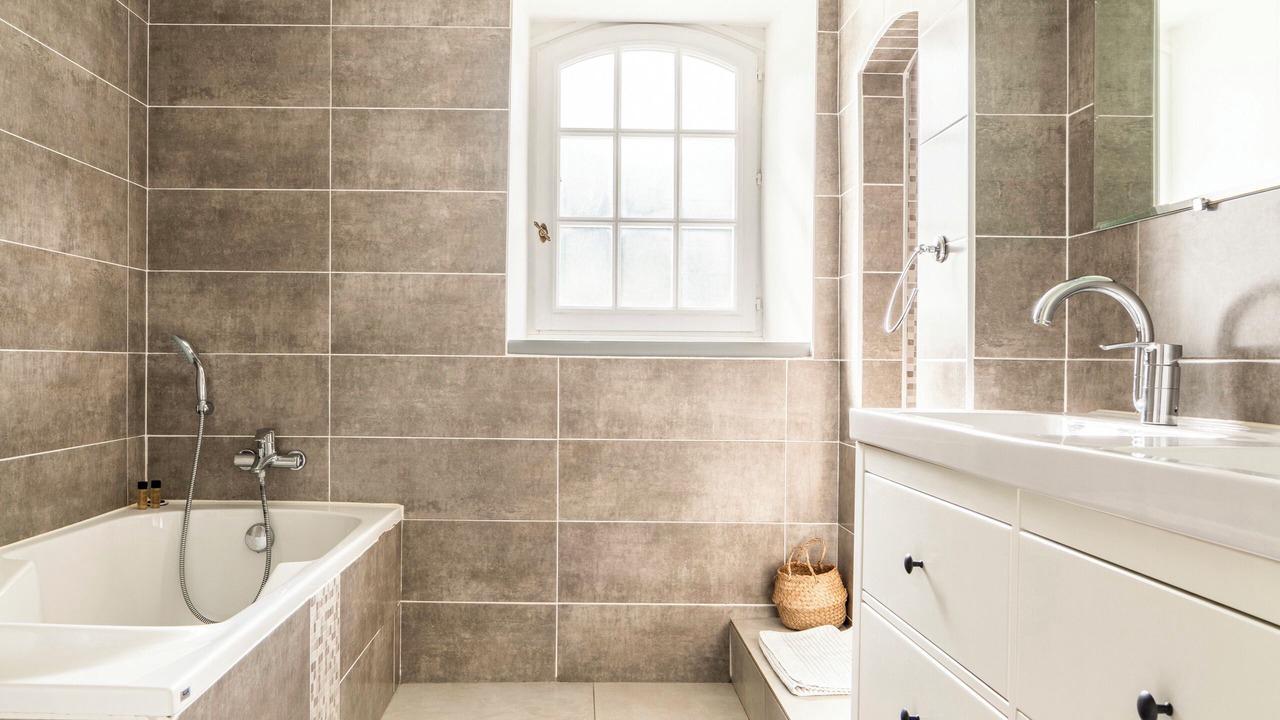 Photo of Bathroom in Ormoy-la-Riviere