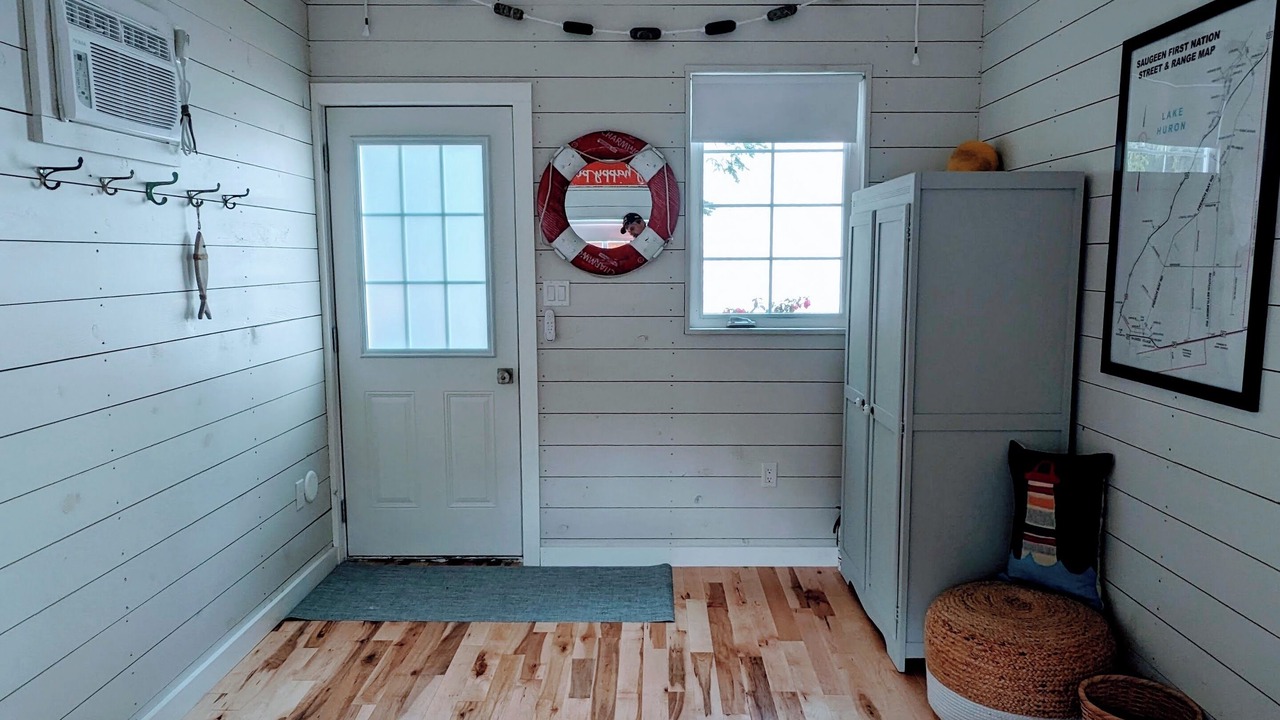 Photo of Bedroom in Sauble Beach