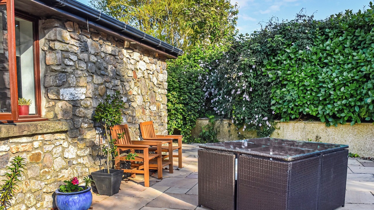 Photo of Others in Crynant