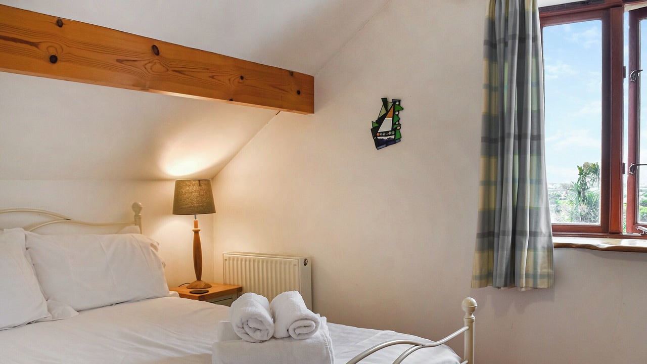 Photo of Others in Crynant