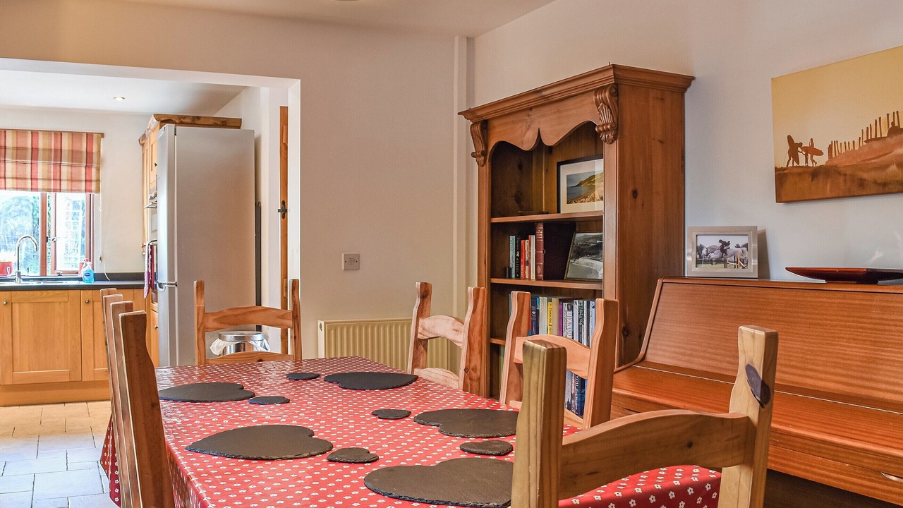 Photo of Bedroom in Crynant