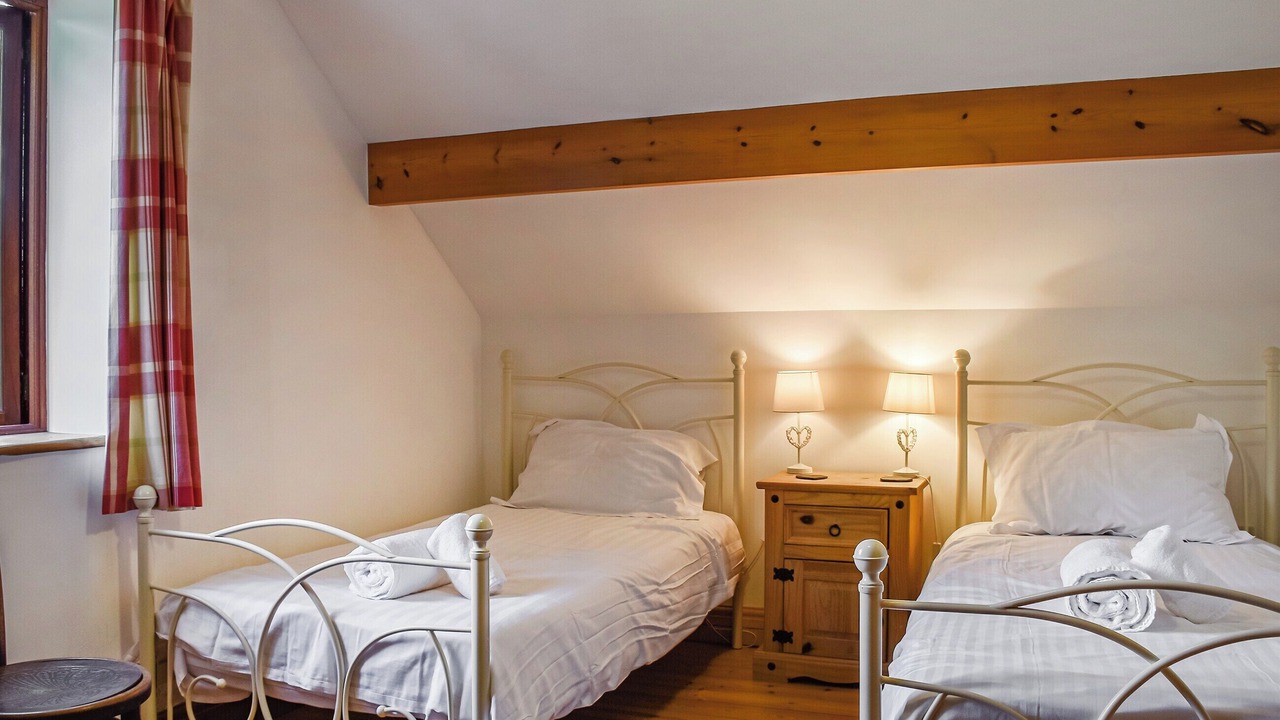 Photo of Others in Crynant