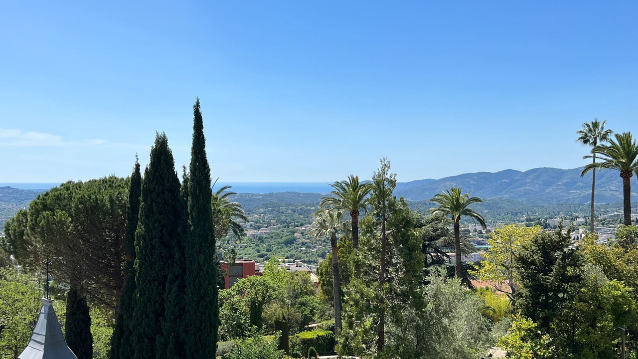 Photo of Others in Grasse