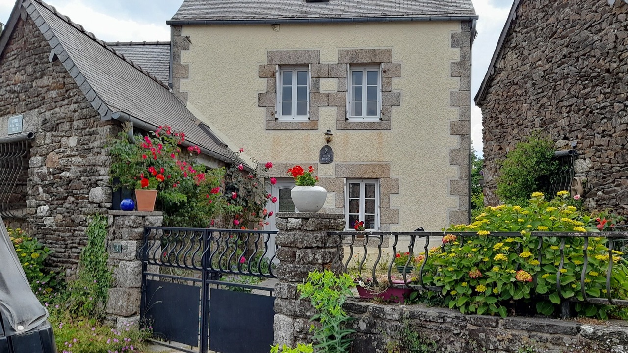 Photo of Outdoor in Perret