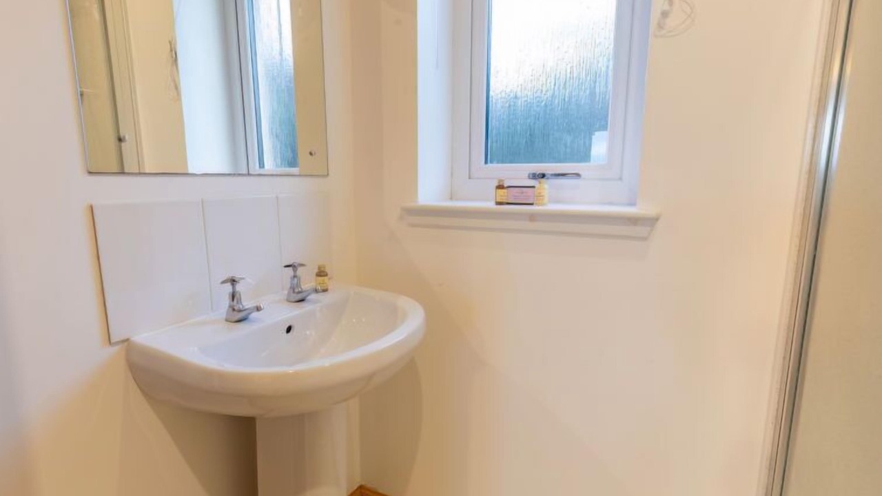 Photo of Bathroom in Loch Ness